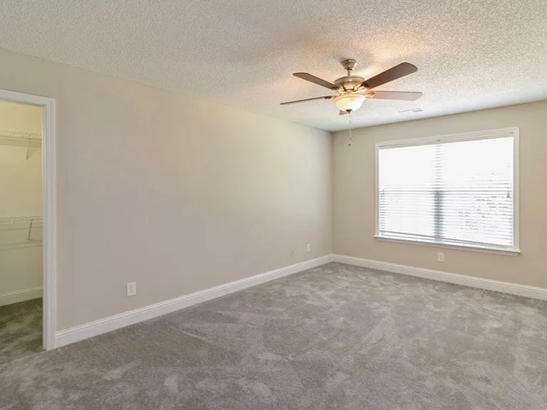 224 High Ridge Ct — Photo 14