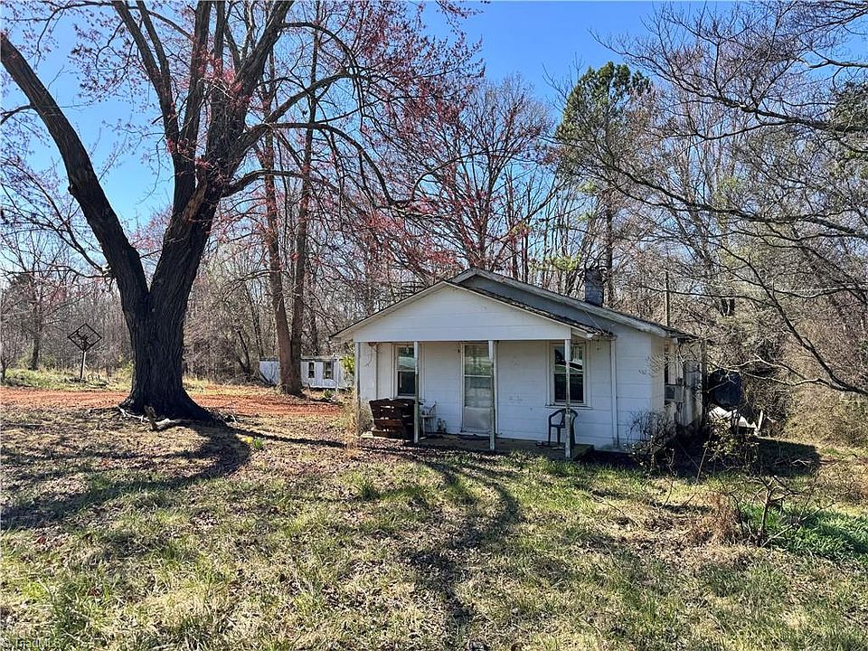 2nd image of 8213 Austin Traphill Rd