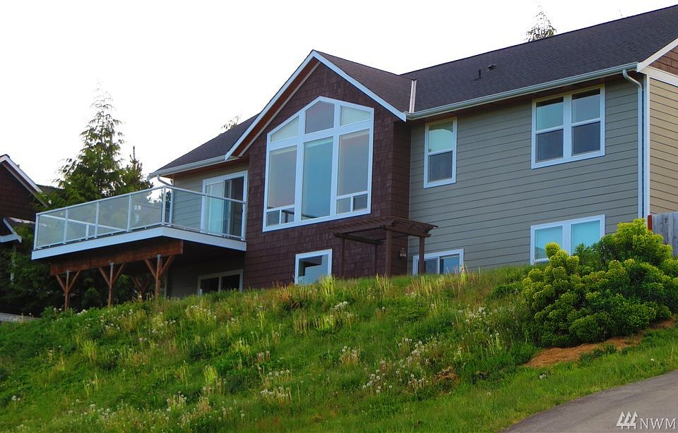 1st image of 14 Zurich Ct