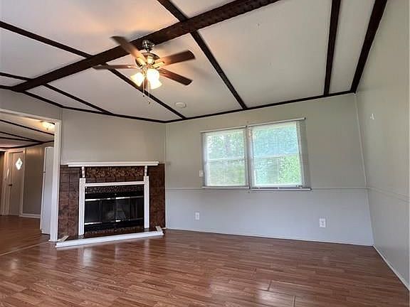 2nd image of 516 Oak Run Ct