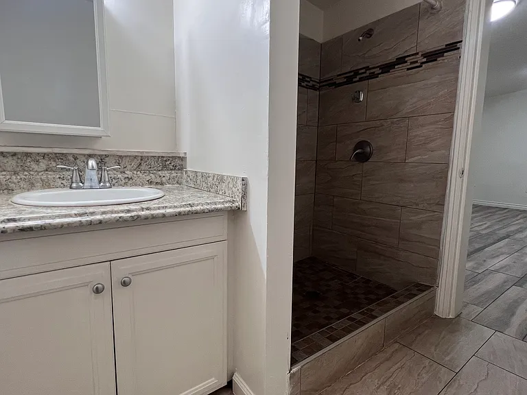 456 B St #15B — Photo 10