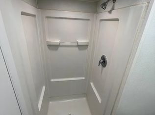 977 Erie Rd APT W, Quakertown, PA 18951