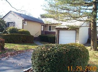 12 Janet Pl, Valley Stream, NY 11581