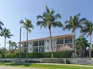 875 9th Ave S, Naples, FL 34102
