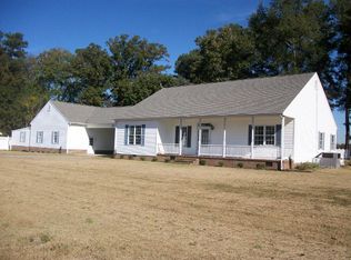 99 Julians Ln, Emporia, VA 23847