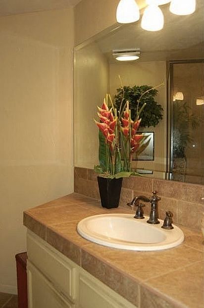 2nd image of 742 Island View Cir