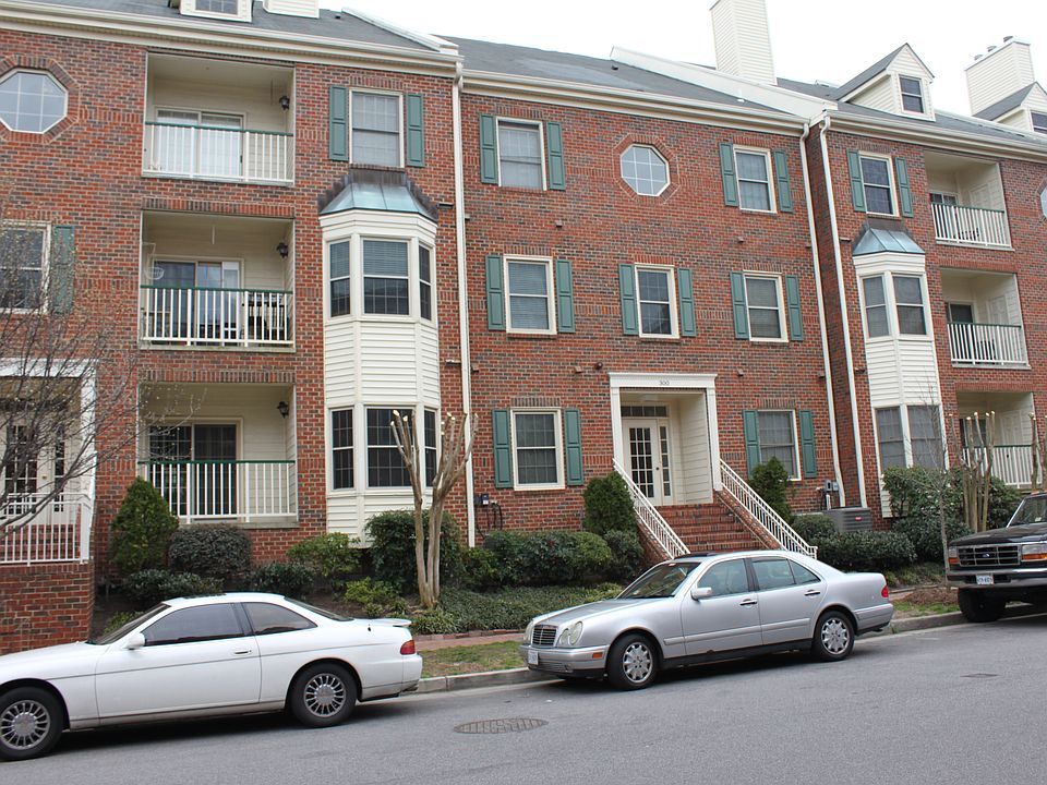 1st image of 300 Yarmouth St APT 314