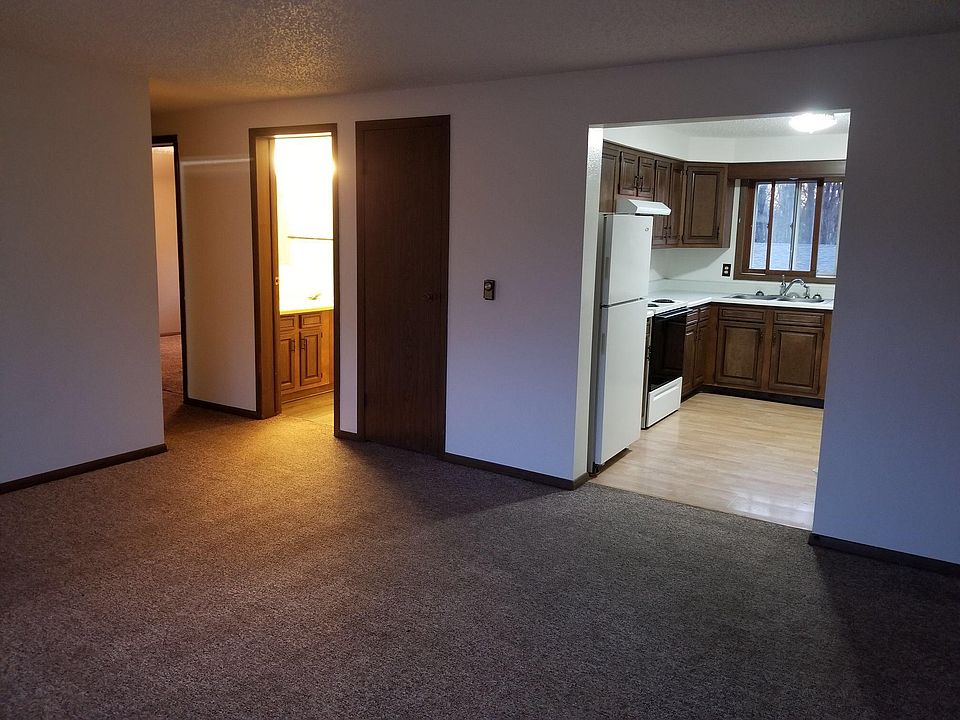 2nd image of 508 3rd St S APT A