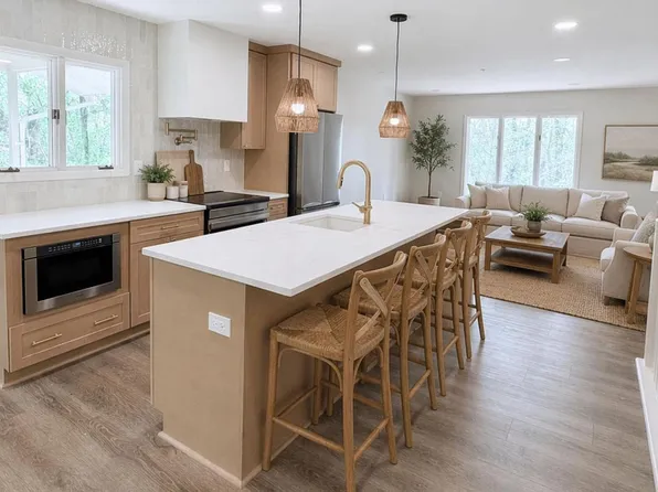 1196 Tanager Dr, Millersville, MD 21108