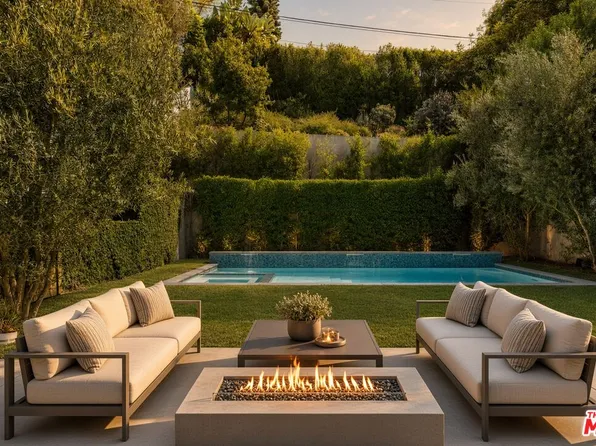 2408 Castle Heights Ave, Los Angeles, CA 90034