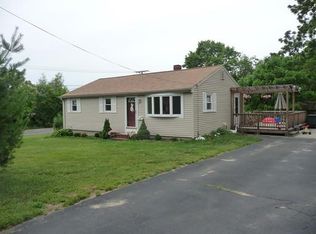 33 Frank St, Middleboro, MA 02346