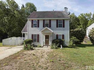 200 Bateau Rd, Holly Springs, NC 27540