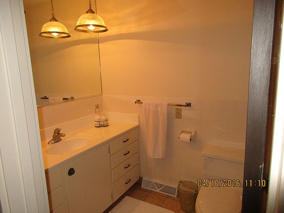 Upstairs bathroom