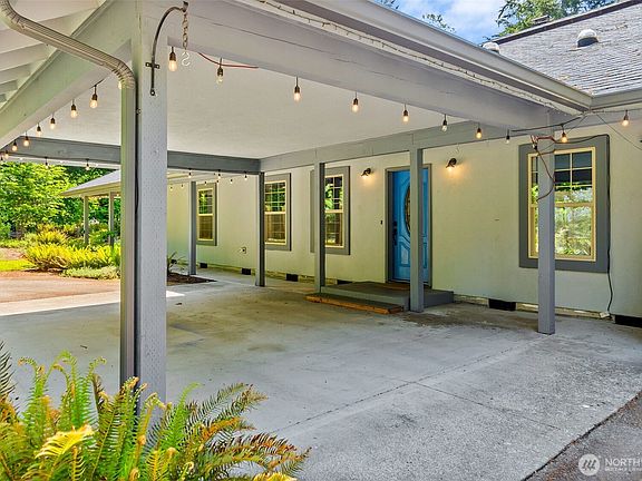 4th image of 4539 Foxhall Drive NE