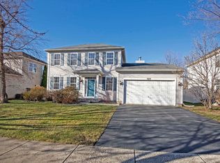 725 Lenox Ave, Bolingbrook, IL 60490