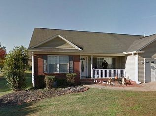634 Shadow Dance Ln, Boiling Springs, SC 29316