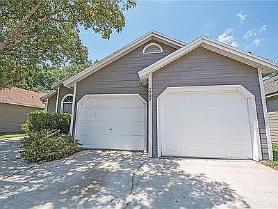 3rd image of 7749 Fox Knoll Pl