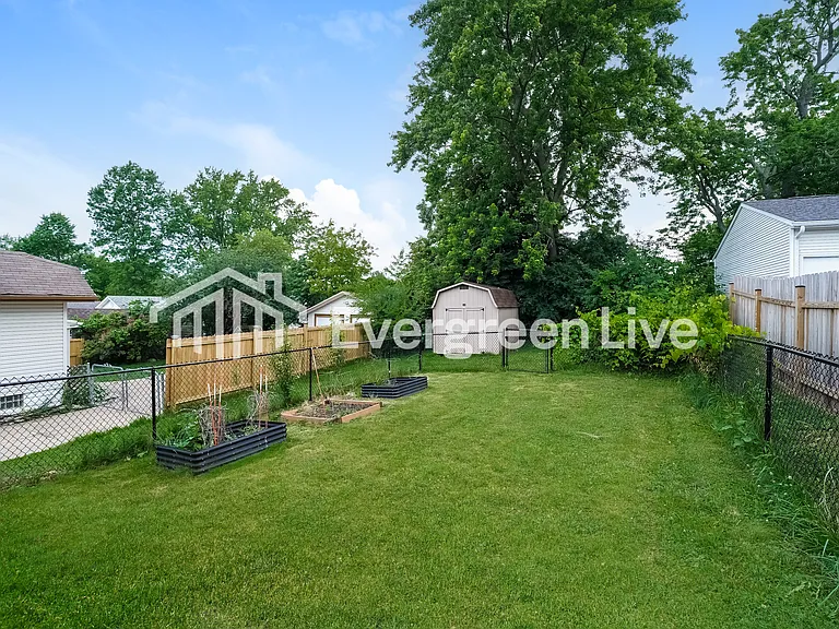 123 E Rosewood Ave — Photo 14