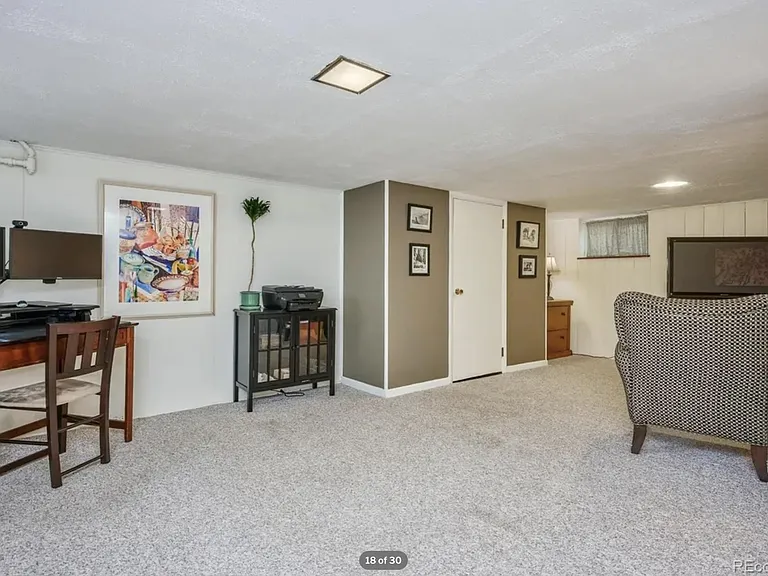 4640 Bryant St — Photo 23