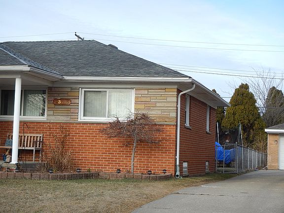 4th image of 23775 Wilmot Ave