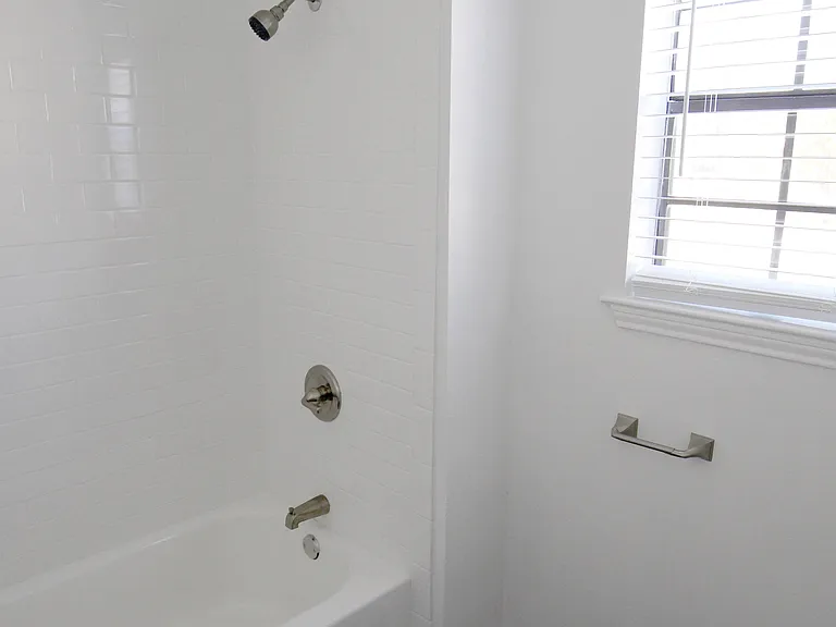Greendale Apartments — Photo 6