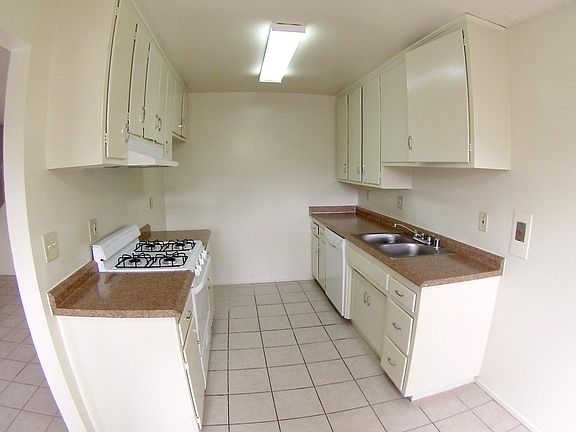 3rd image of 2915 W Baywood Ave #18