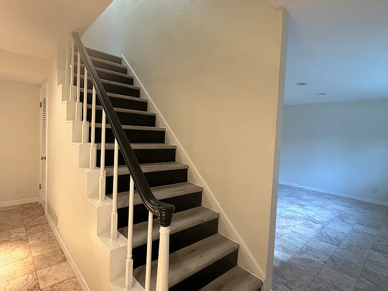 205 E Sweetwater Creek Dr — Photo 19