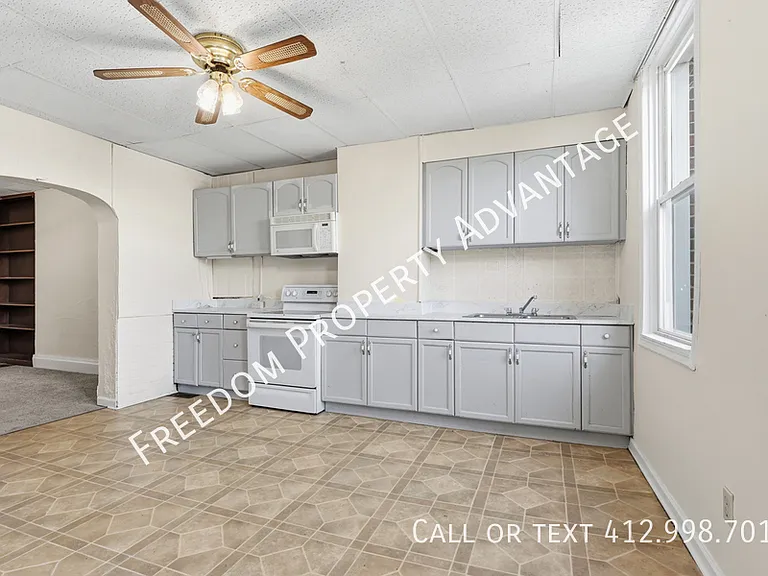 301 Linnview Ave — Photo 1