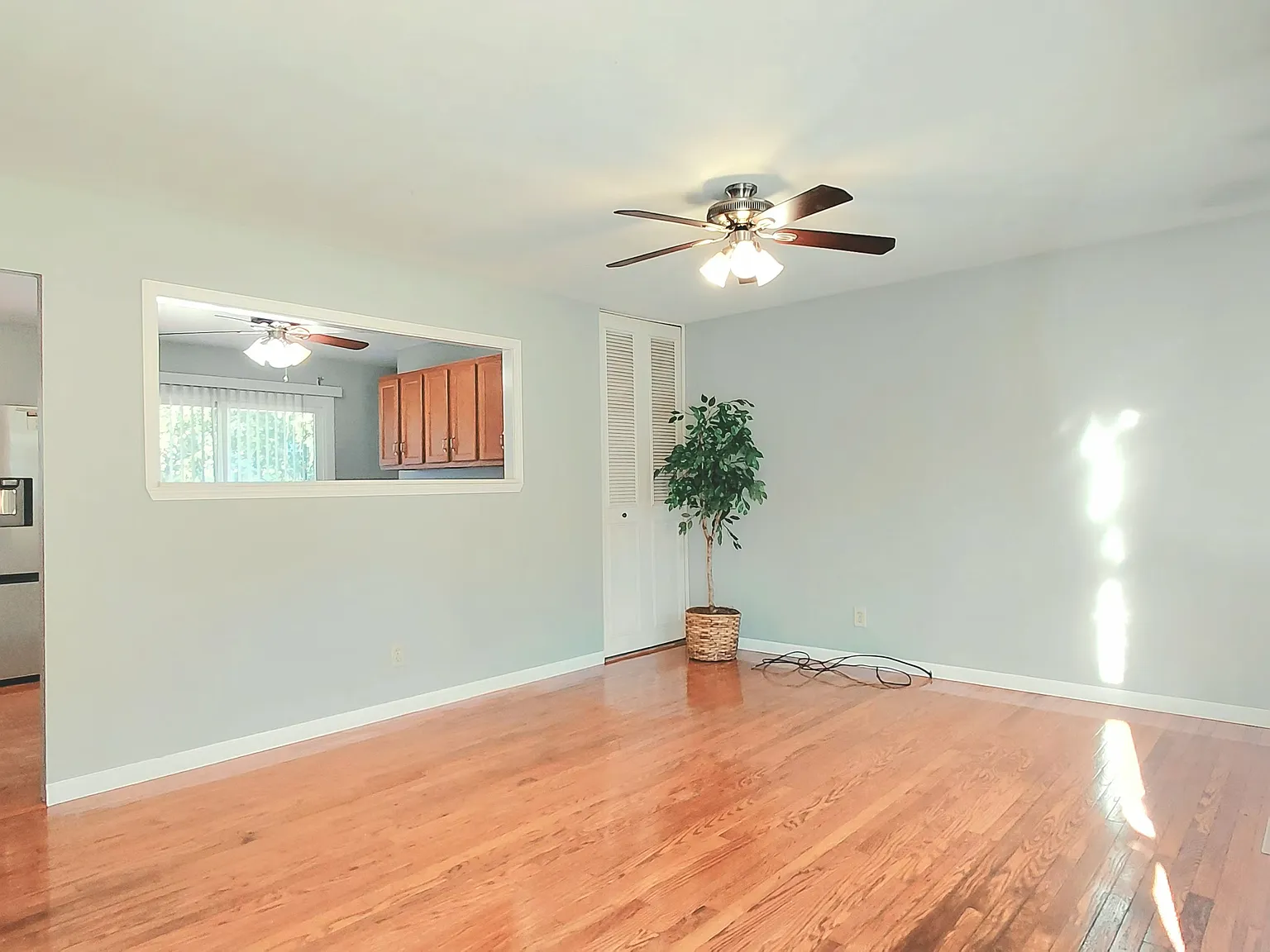 4 bed, 1680 sqft, $2,250 — Photo 3