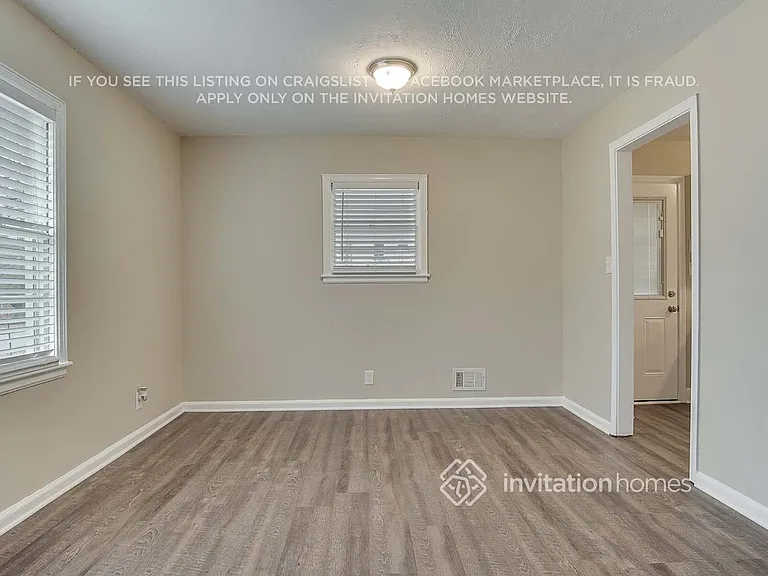 2500 Brentwood Rd — Photo 6