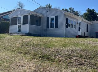 360 Onset Ave, East Wareham, MA 02538