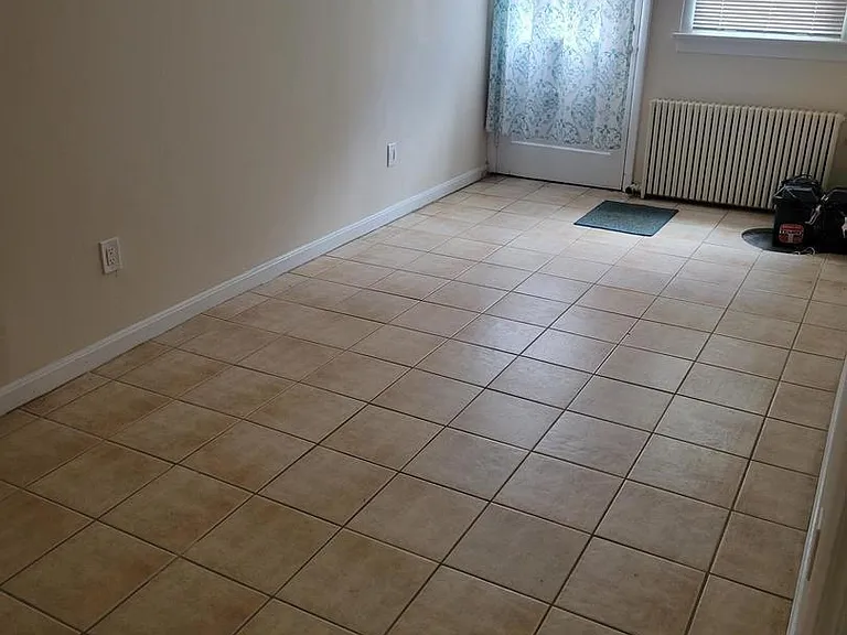 8404 Cedar St — Photo 13