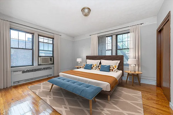 Sold by Benjamin Realty Since 1980 | media 29