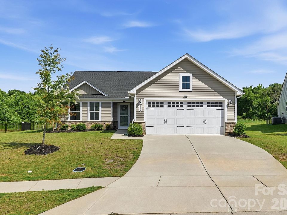 1st image of 254 Damask Dr