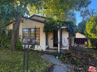 5547 Shoup Ave, Woodland Hills, CA 91367