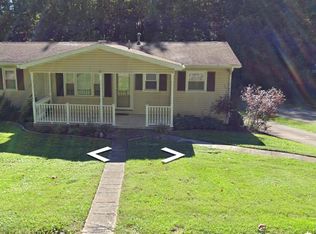 1014 1/2 Hadley Ln, Marietta, OH 45750