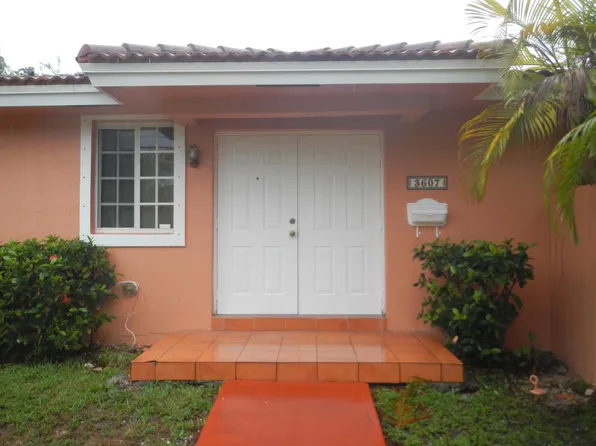 3607 SW 29th St, Miami, FL 33133