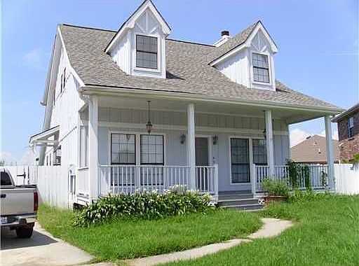 4th image of 140 Chatelain Ct