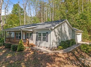 21 Luther Woods Dr, Candler, NC 28715