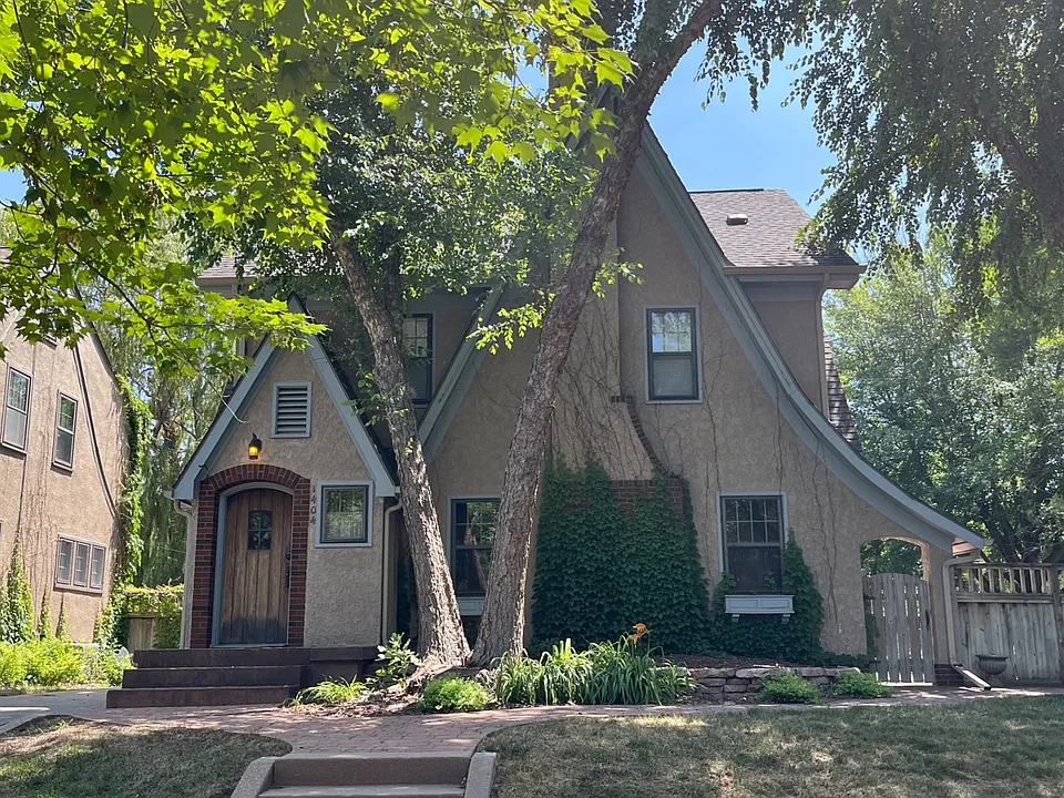 1404 S Main Ave