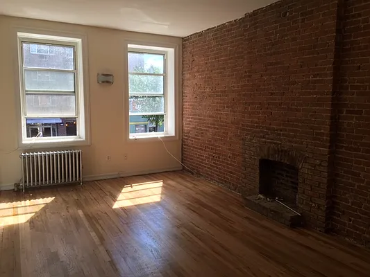 Rented by Bloom Real Estate Group | media 22