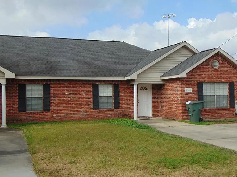 4340 Benoit Ln — Photo 3