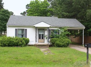 411 E 13th St, Hope, AR 71801