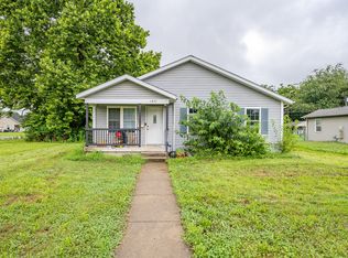 1471 S 14th St, Terre Haute, IN 47802