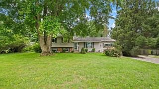 3rd image of 1292 Eddie Dr