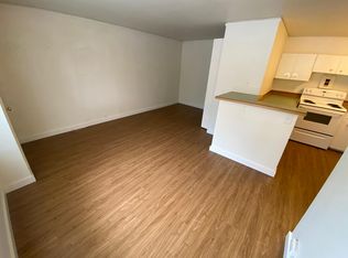 307 N 45th St #1, Seattle, WA 98103