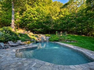 330 Pine Brook Rd, Bedford, NY 10506