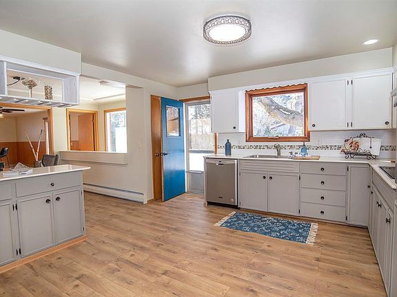 5th image of 1914 E 58th Ave