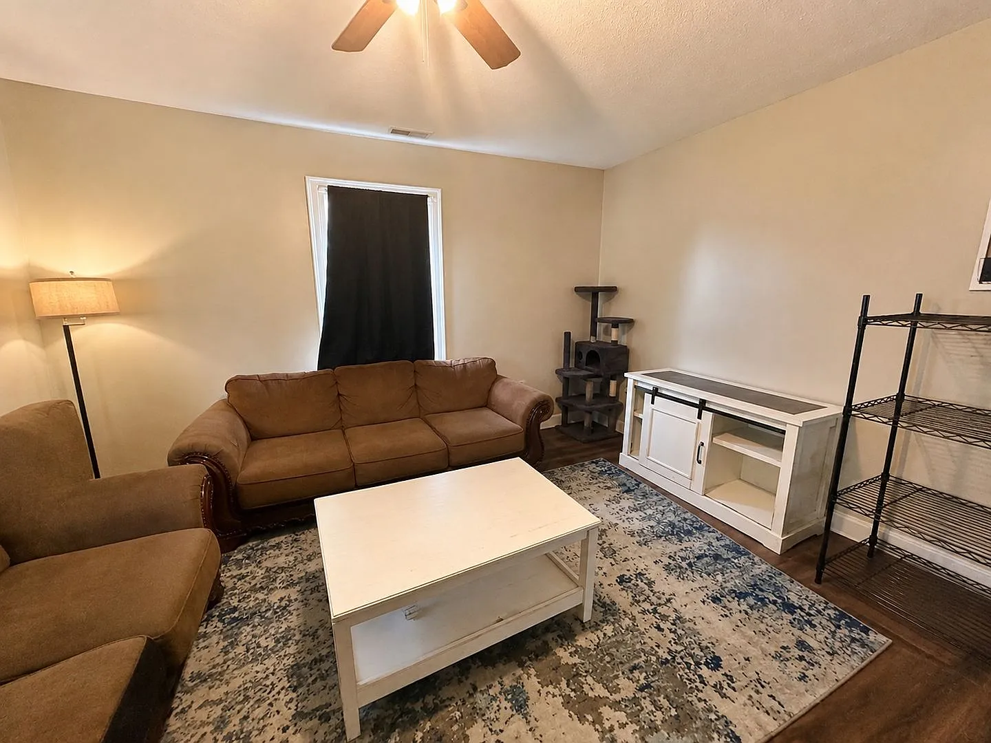 643 Golfview Drive | 4 Bed 2 Bath Campus Rental — Photo 2