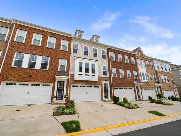 19310 Brookwater Ter, Leesburg, VA 20175